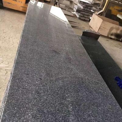 萬(wàn)君石業(yè) 專(zhuān)業(yè)打造芝麻黑石材，成就建筑經(jīng)典之美